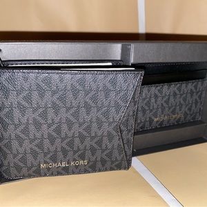 Michael Kors mens billfold and card holder set, new with tags!